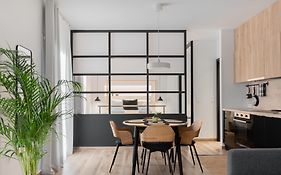 Alyvia Central Apartment 1